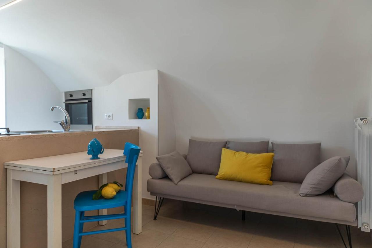 Albergo Diffuso Монополи Экстерьер фото
