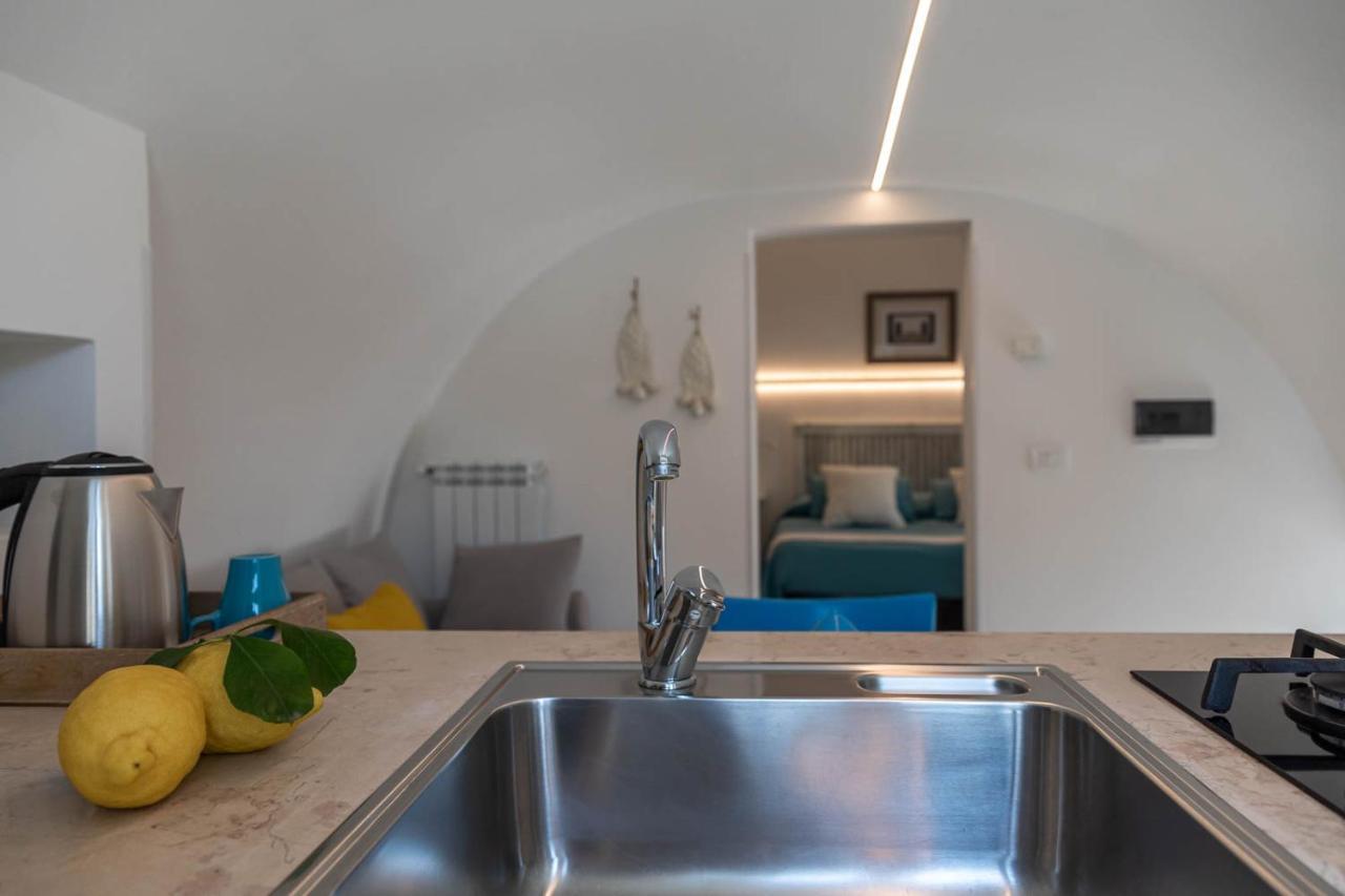 Albergo Diffuso Монополи Экстерьер фото