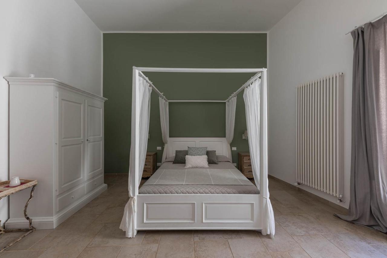 Albergo Diffuso Монополи Экстерьер фото