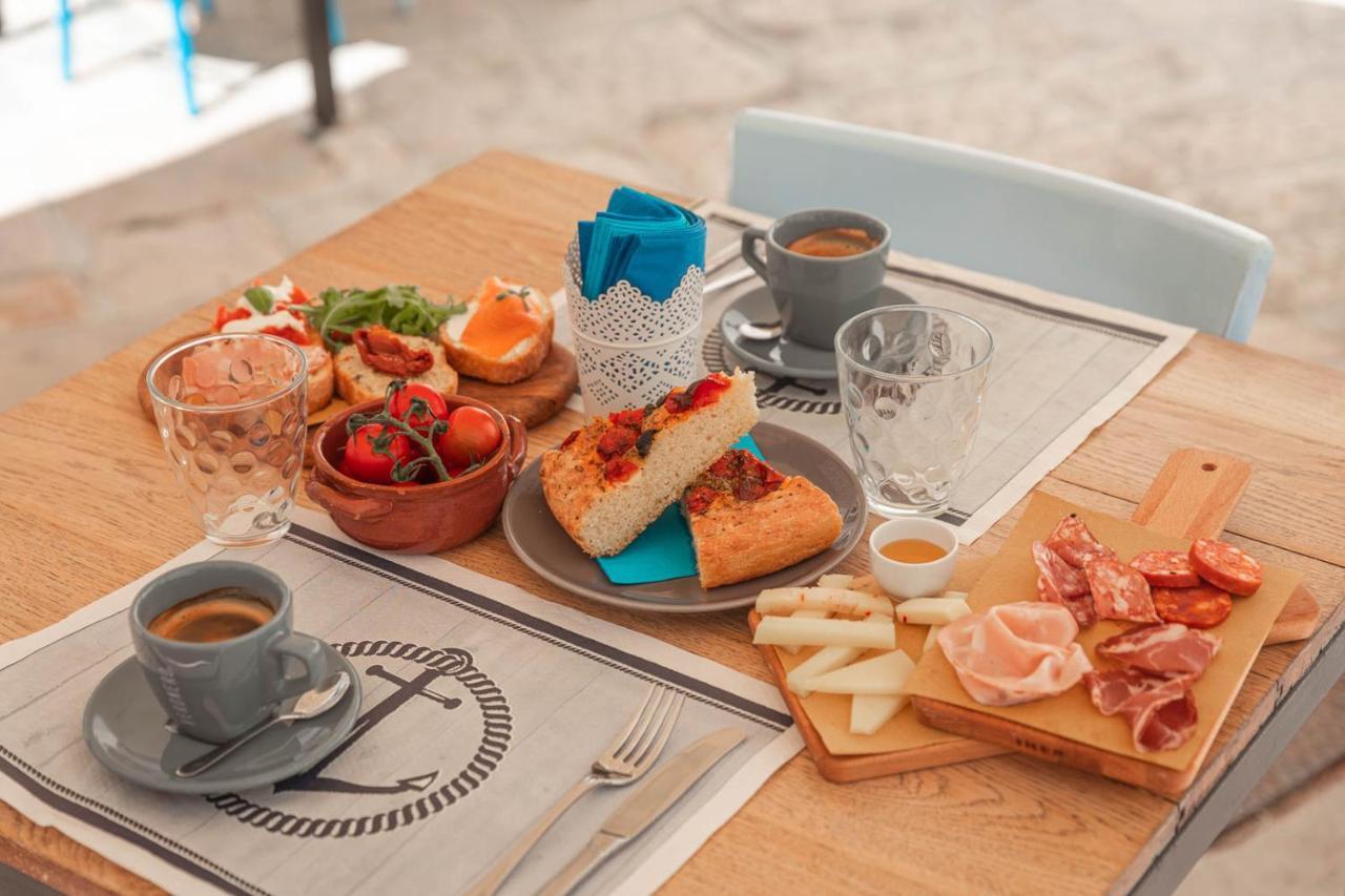 Albergo Diffuso Монополи Экстерьер фото